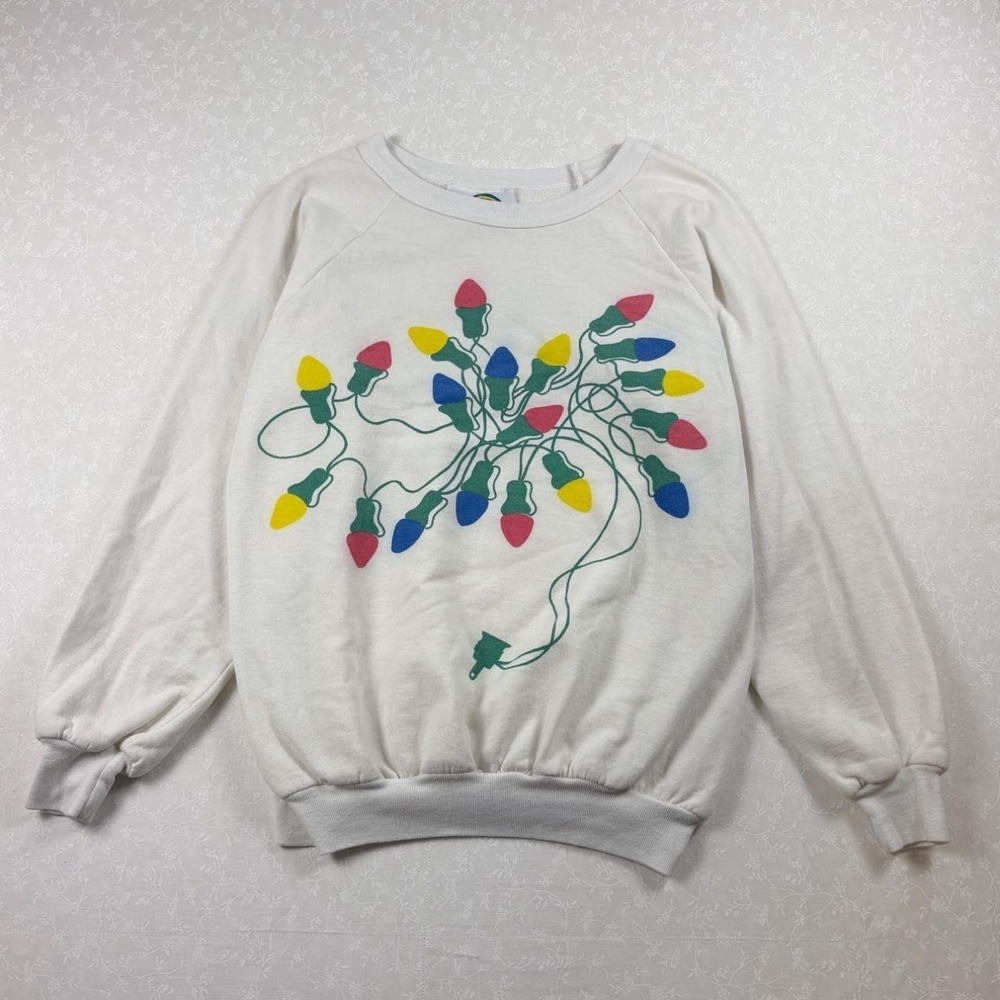 Vintage Christmas Lights Graphic Sweatshirt — Best Fits XS/S 🎄